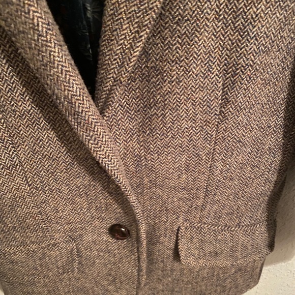 Blazer - Picture 4 of 8